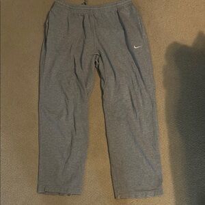 Nike Men's Gray Sweatpants